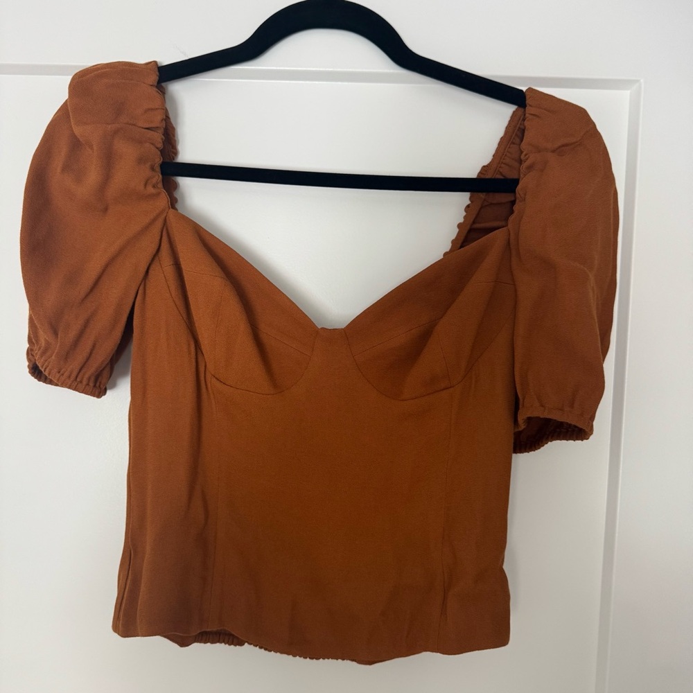 Aritzia Wilfred novella blouse puff sleeve